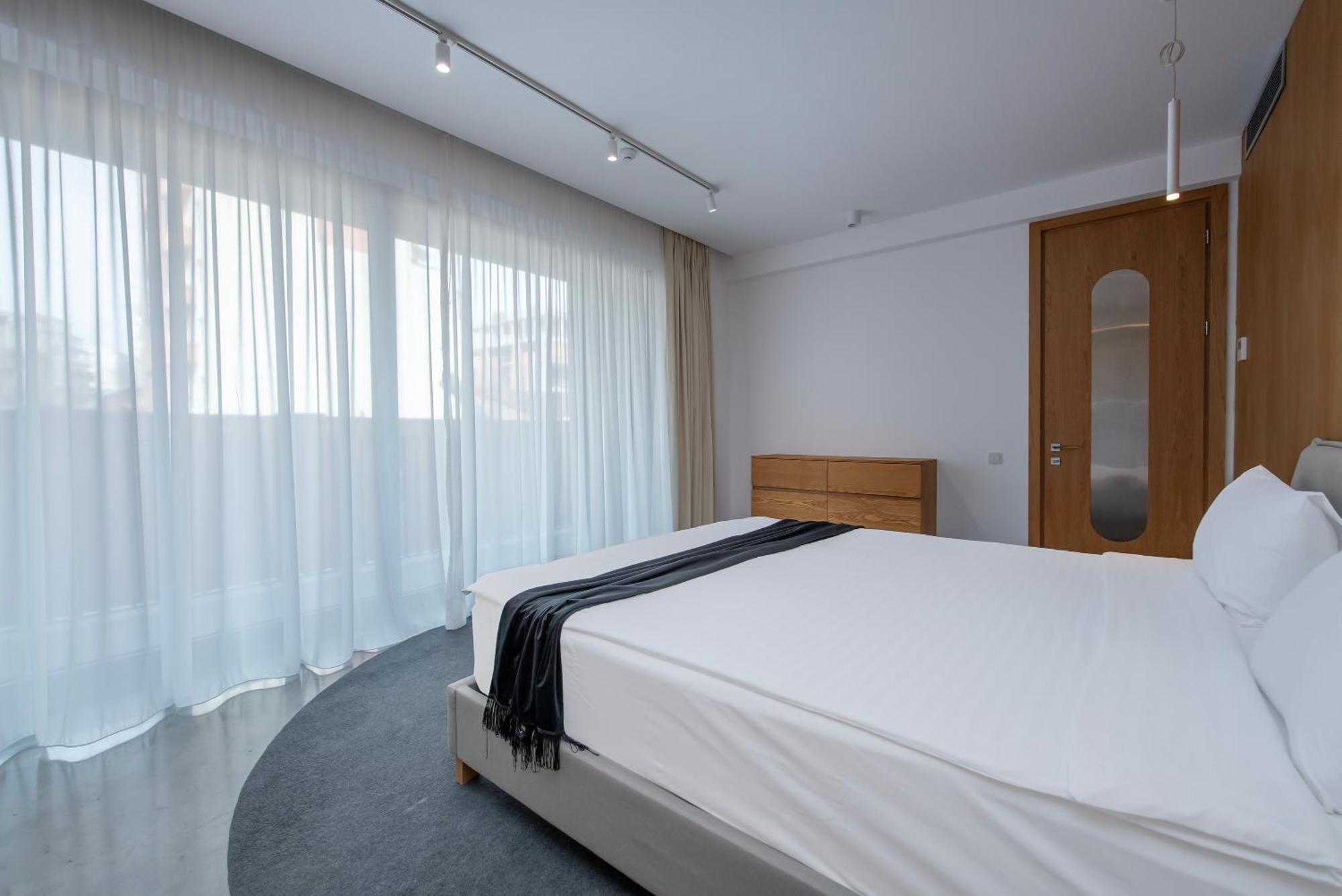 Serviced Designed Apartments By Urban Hotels 17 Тбилиси Экстерьер фото