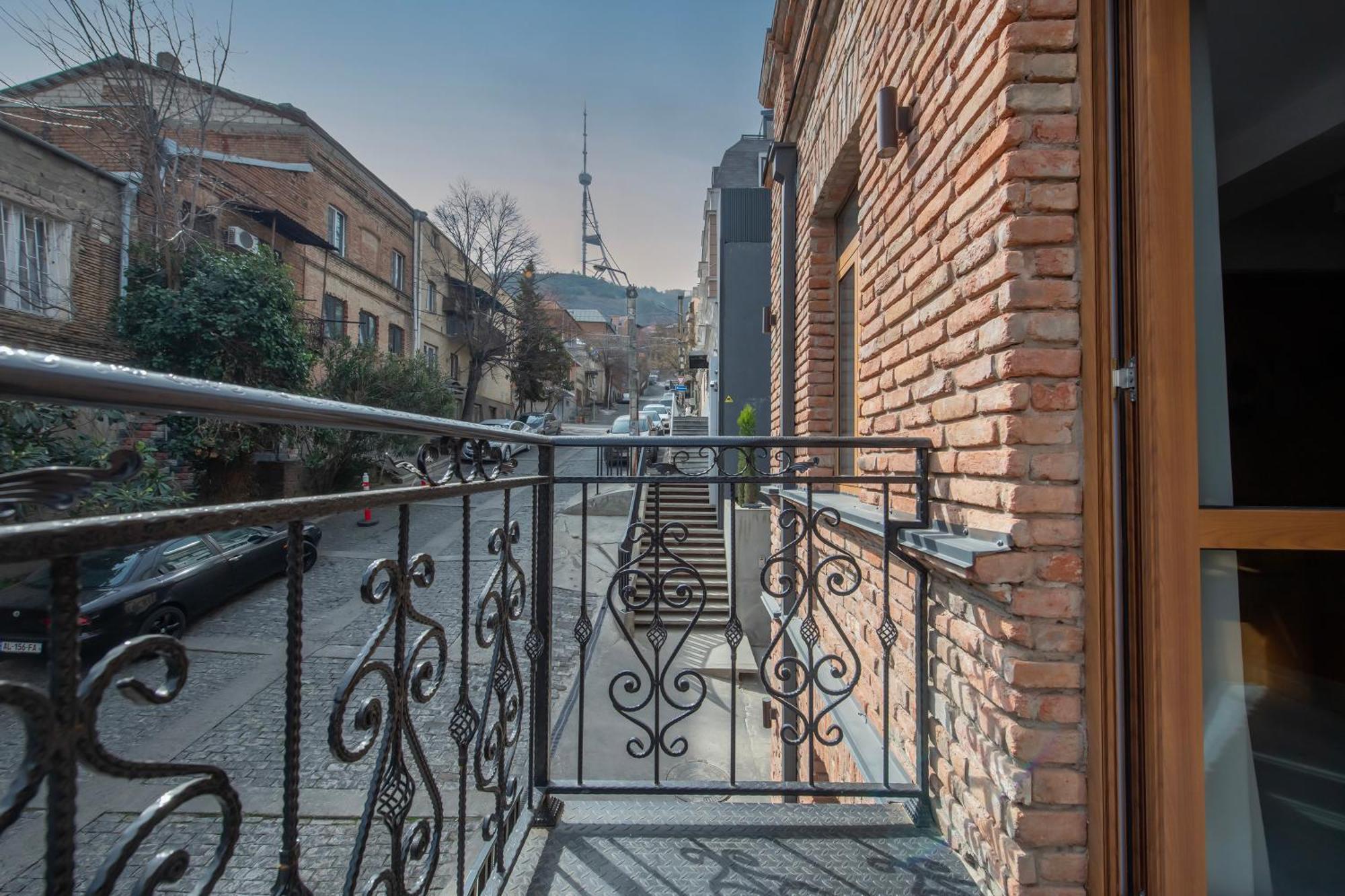 Serviced Designed Apartments By Urban Hotels 17 Тбилиси Экстерьер фото